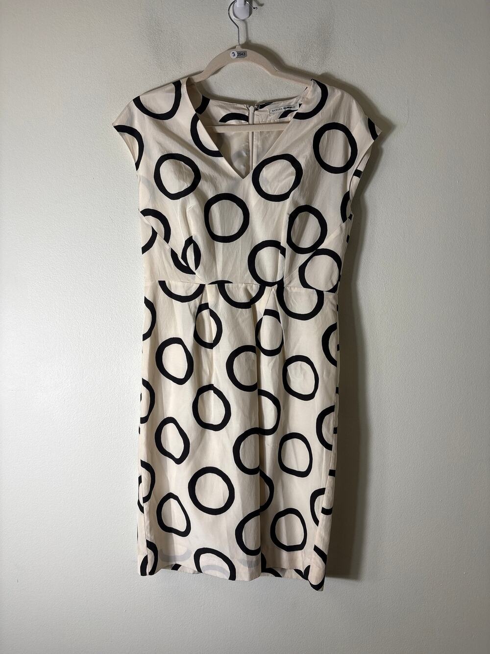 Banana Republic Off White and Black Cap Sleeve Midi Dress Sz s